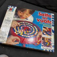Gioco da tavolo Salto nel Vuoto MB Giochi vintage
