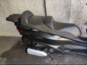 Piaggio mp3 sport (300)