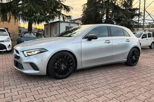 Mercedes-benz A 180 d Automatic Edition1 NAVIGA CR
