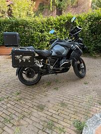 GS adventure Triple Black 2024