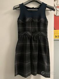 Vestito smanicato scozzese blu e grigio