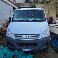 Daily 35 con doppia cabina e ribaltabile