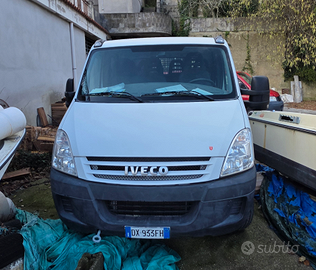 Daily 35 con doppia cabina e ribaltabile