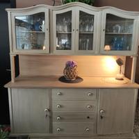 Vetrina shabby chic