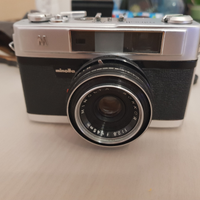 Minolta A5 con rokkor 45mm