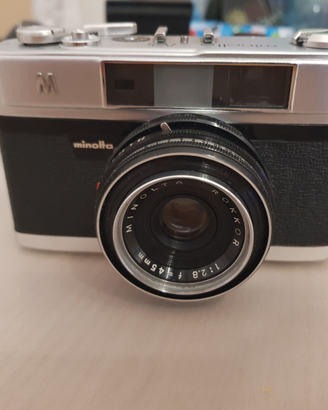 Minolta A5 con rokkor 45mm