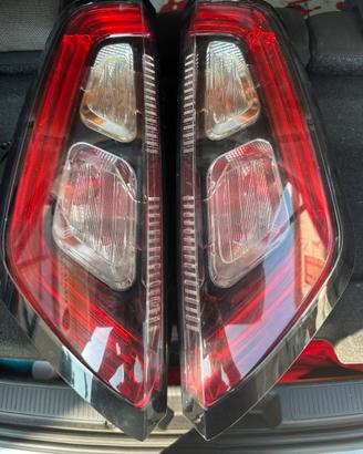 Fari posteriori Fiat grande punto evo