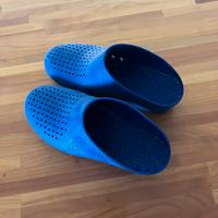 Calzuro zoccoli sanitari blu