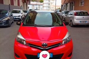 Toyota Yaris 1.0 5 porte Lounge