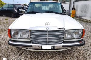 Mercedes 200