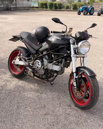 Ducati monster 900 s