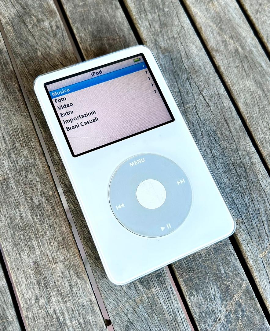 Apple iPod Classic 30GB 5th Gen A1136 Bianco Works - Audio/Video