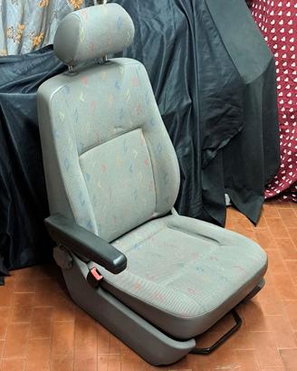Sedile guida Volkswagen Trasporter T5 T6 multivan