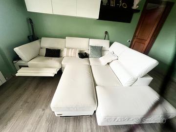 Divano pelle bianca Poltronesofà relax come nuovo