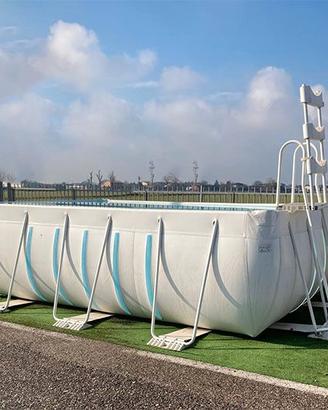 PISCINA LAGHETTO