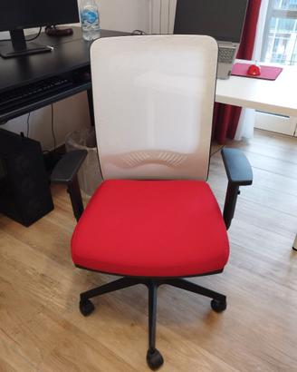 Sedia da ufficio ergonomica – seduta memory foam