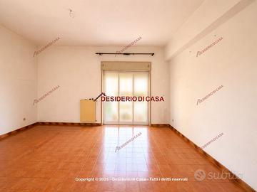 Appartamento, Barcellona Pozzo di Gotto.