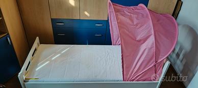 Lettino IKEA con 2 sponde, materasso e tenda