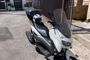 Yamaha nmax 125