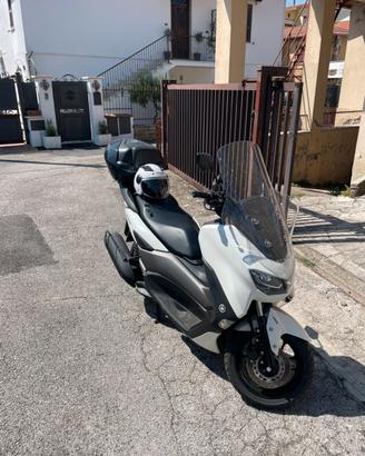 Yamaha nmax 125