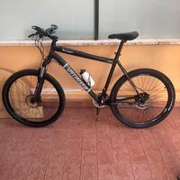Bicicletta mtb Specialized RockHopper