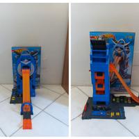 mega garage hotwheels 