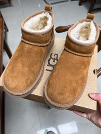 Stivali da neve corti UGG, taglia 40