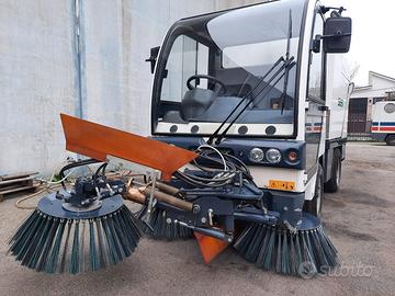 Spazzatrice Sicas Euroclean aspirante da 2 mc