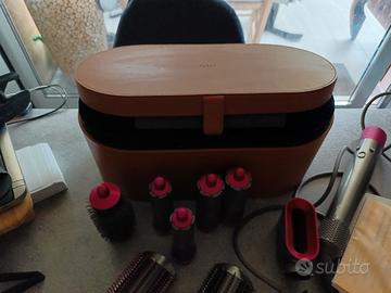 Dyson Airwrap completo di accessori 