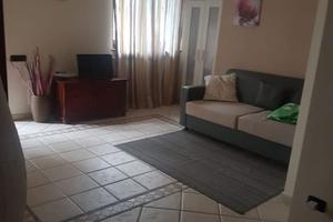 Bilocale pozzuoli solfatara arredato