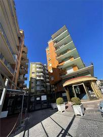 Immobile in asta di 114 m² con più di 5 locali a S