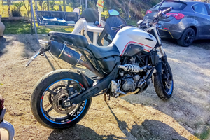 Yamaha mt03 650 per neopatentati