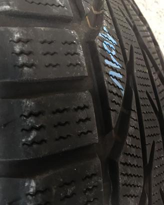 Gomme 225-55R17-101V