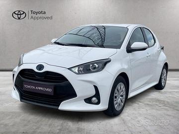TOYOTA Yaris 1.5 Hybrid 5 porte Active