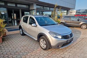 Dacia Sandero 1.2 16V Lauréate OK NEO PATENTATI