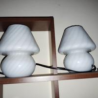 2 lampade piccole e una grande