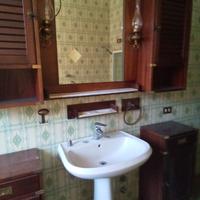 Mobiletti bagno in legno stile 'marinaio'