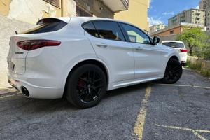 Alfa stelvio 190 cv diesel