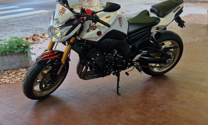 Yamaha FZ8 2010