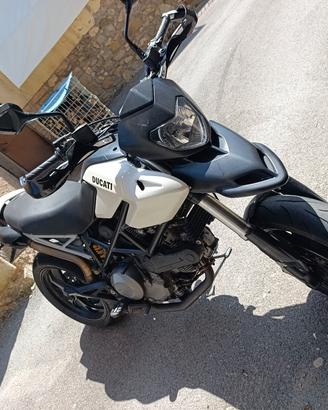 Ducati Hypermotard 796 depo