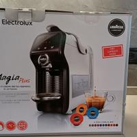 Macchina caffè Lavazza a modo mio