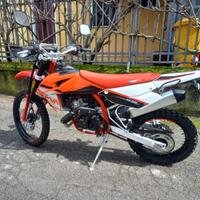 PROMO ENDURO SWM R 125-TASSO 0%-24rX 120,83e