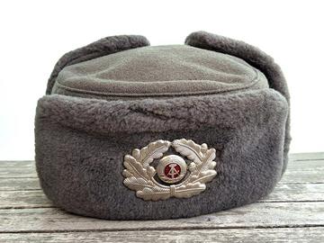 Colbacco anni '70 originale NVA DDR Germania Est