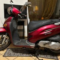 Kymco People 150, anno 2000