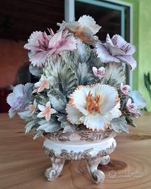 Ceramica capodimonte cestino di fiori