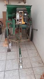 Defogliatrice con motore