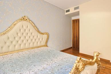 Letto Matrimoniale Barocco-Swarovski fatto a mano.