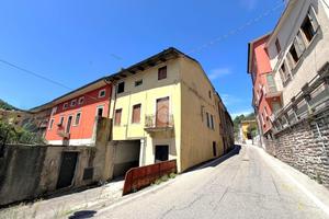 3 LOCALI A VALDAGNO