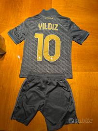 Completo Juventus Yildiz bambino 7-8 y