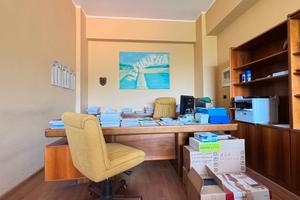 TREMONTI - Negozio in buono stato